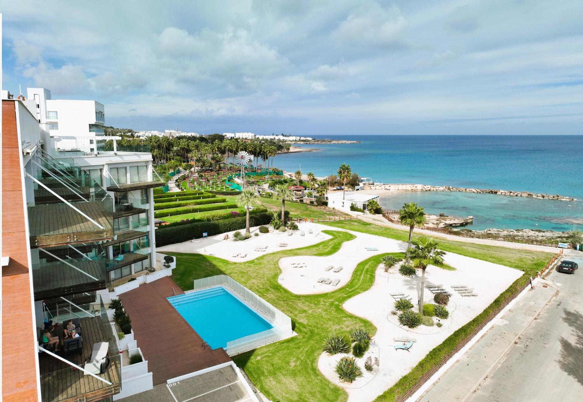 Apartment Josephine - Beachfront Протарас Екстер'єр фото